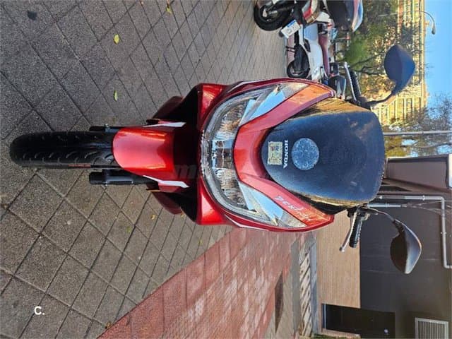 Honda PCX 125 – Vista 1