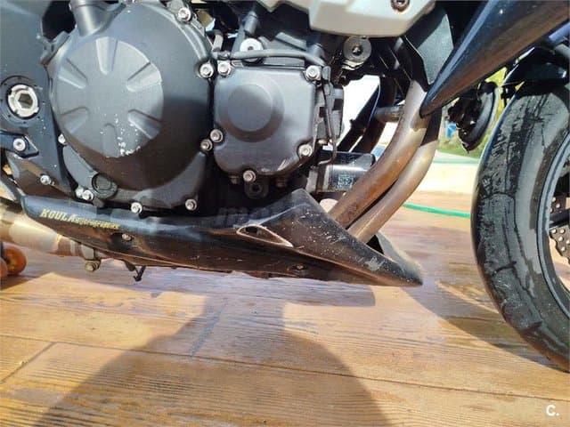 Kawasaki Z 750 ABS – Vista 5