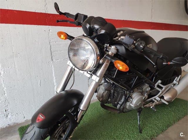 Ducati Monster 620 Dark IE 3995 € 2005 Cáceres - 3