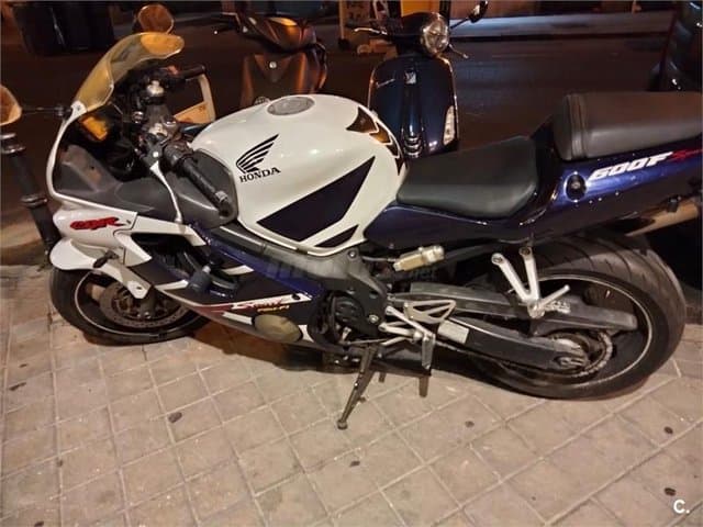 Honda CBR 600F Sport – Vista 1