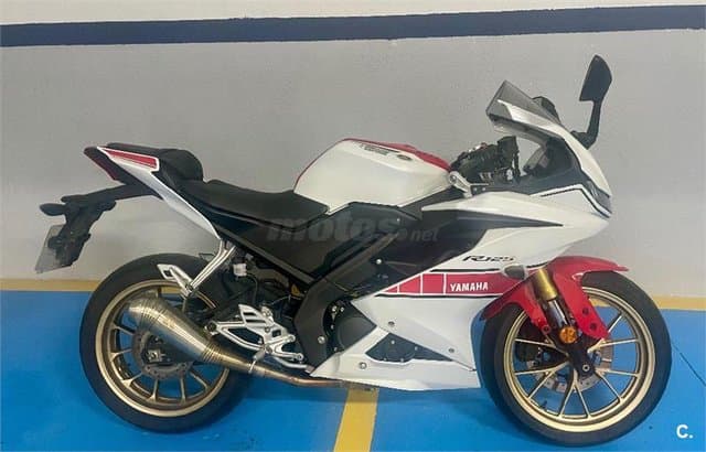 Yamaha YZF R 125 4000 € 2023 Barcelona - 1