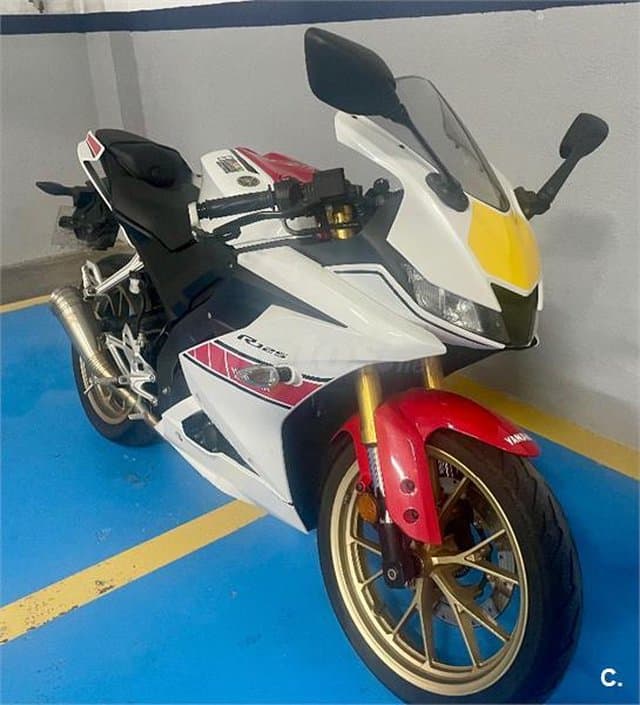 Yamaha YZF R 125 4000 € 2023 Barcelona - 3
