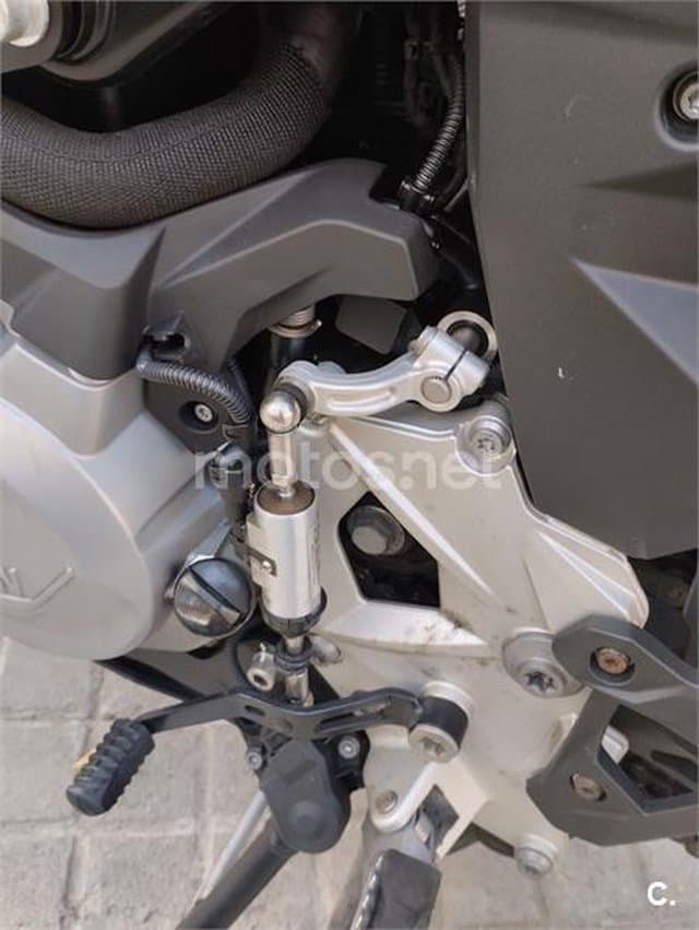 BMW F 750 – Vista 3