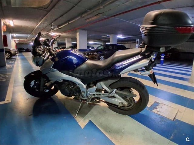Suzuki GSR 600 2650 € 2006 Málaga - 1