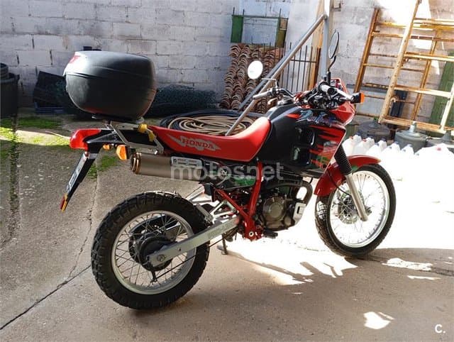 Honda NX 250 Dominator – Vista 2