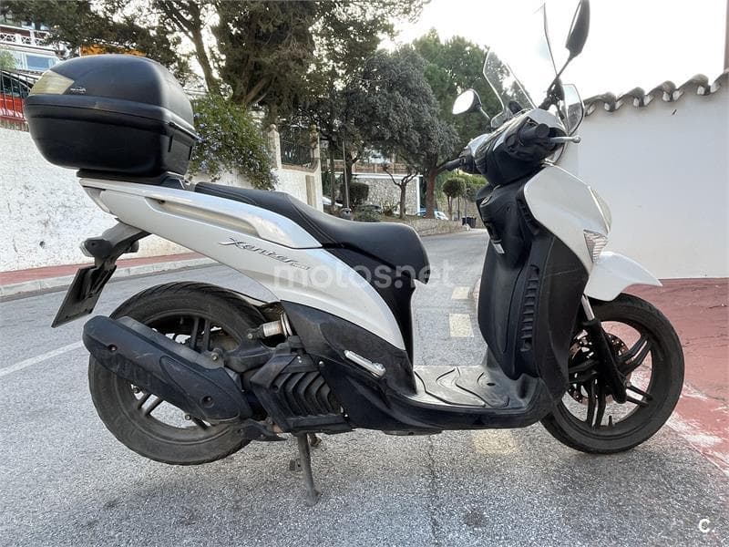 Yamaha X enter 125 1000 € 2016 Málaga - 5