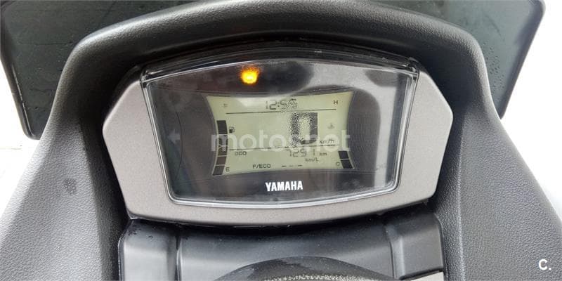 Yamaha NMAX – Vista 3