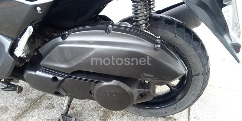 Yamaha NMAX – Vista 5