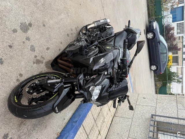 Kawasaki Z 900 – Vista 2