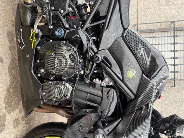 Kawasaki Z 900 – Vista 5