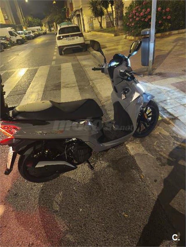 SYM Symphony ST 125 – Vista 2