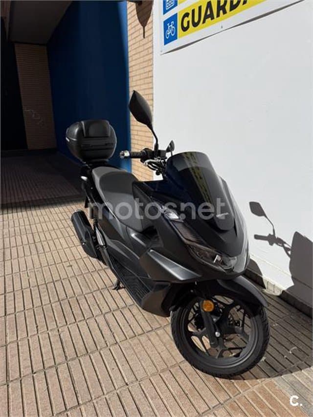 Honda PCX 125 – Vista 1