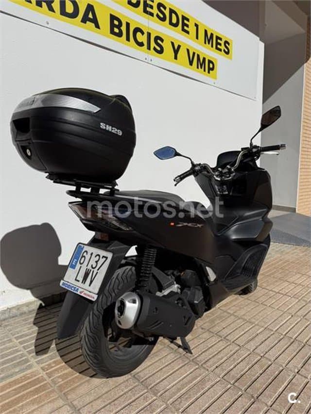 Honda PCX 125 – Vista 2