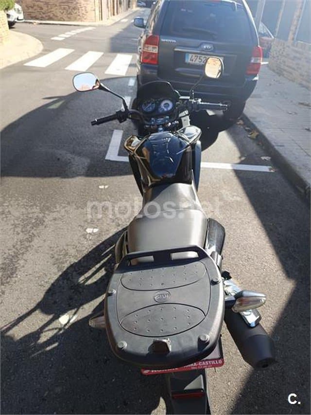 Honda CBF 125 – Vista 3