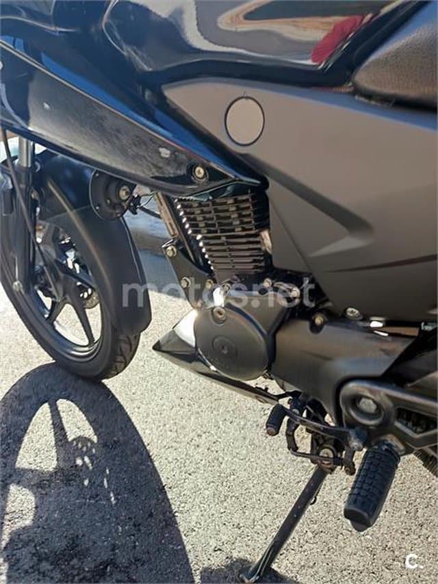 Honda CBF 125 – Vista 4