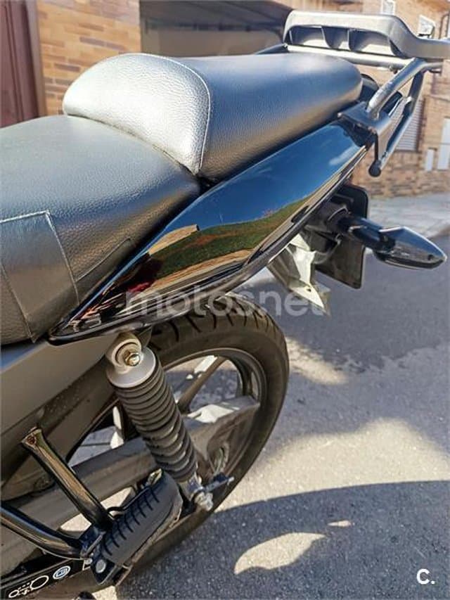 Honda CBF 125 – Vista 5