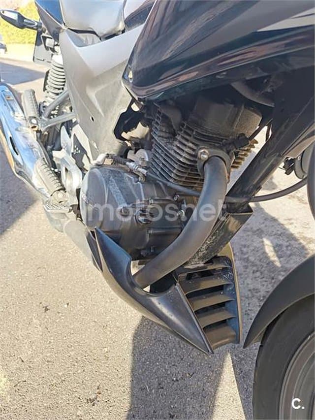 Honda CBF 125 – Vista 6