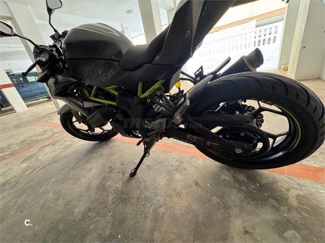 Kawasaki Z 125 4300 € 2024 Valencia - 4