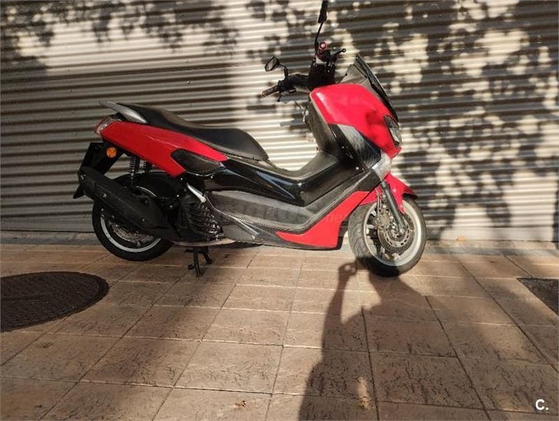 Yamaha NMAX – Vista 3