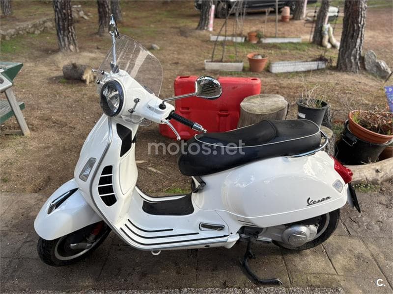 Vespa GTS 300 ie Touring 3000 € 2009 Madrid - 1