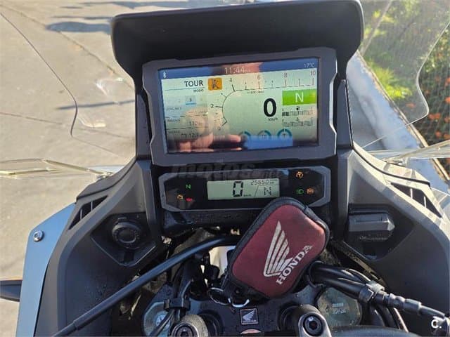 Honda NT1100 – Vista 5