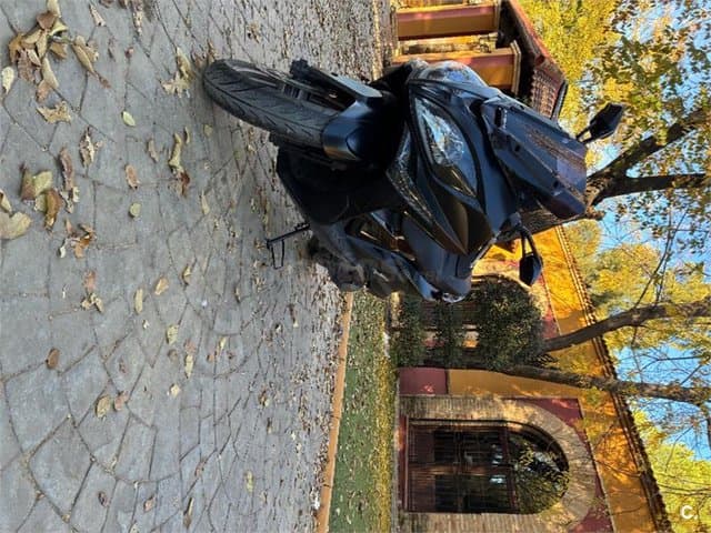 Kymco Xciting 400i – Vista 12