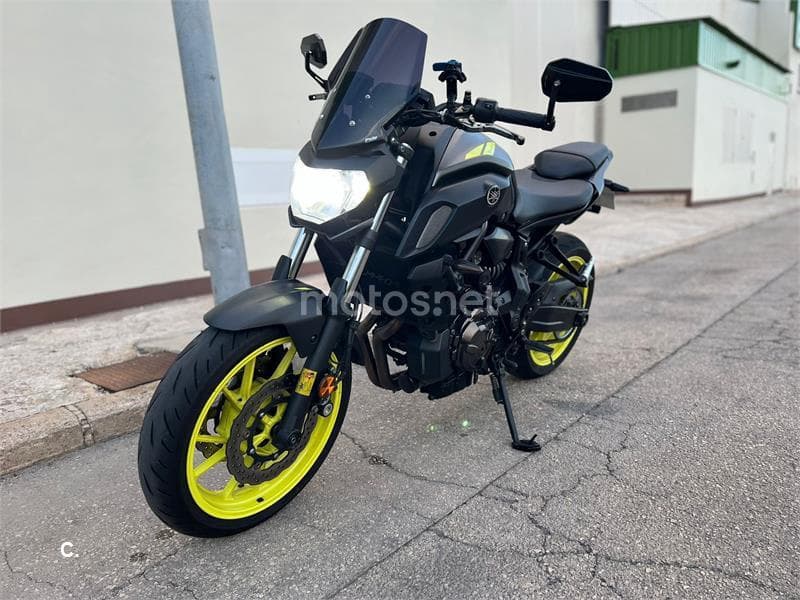 Yamaha MT-07 – Vista 3
