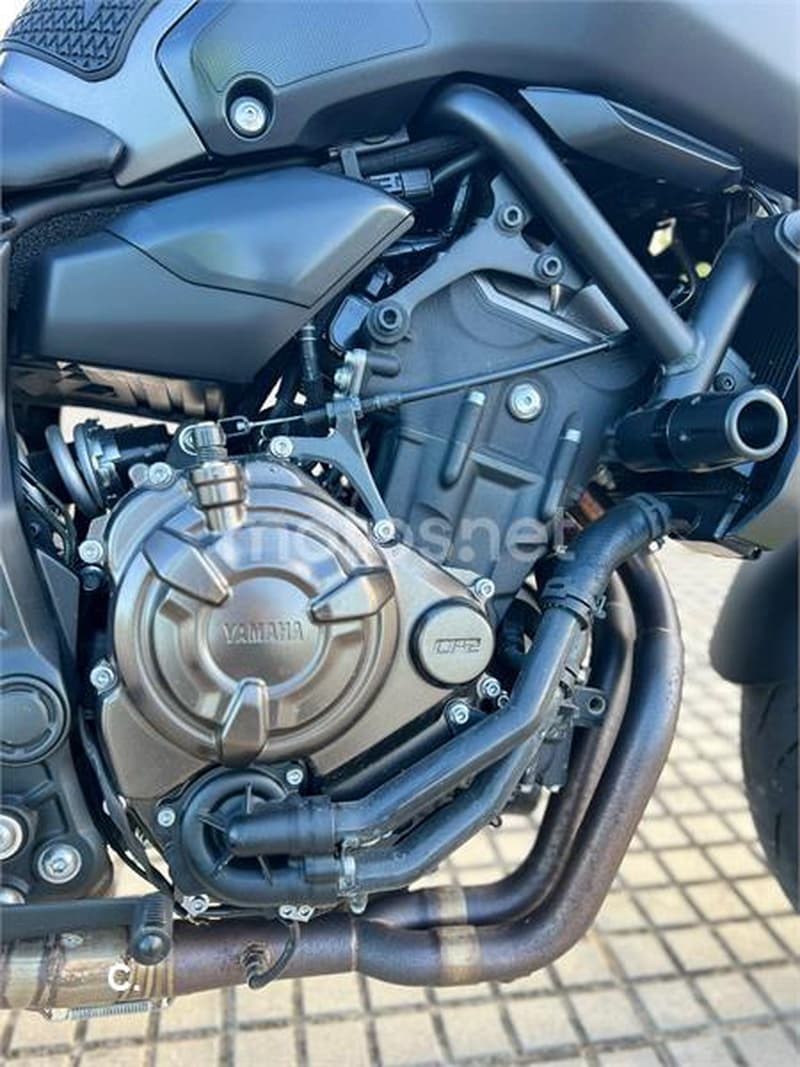 Yamaha MT-07 – Vista 6