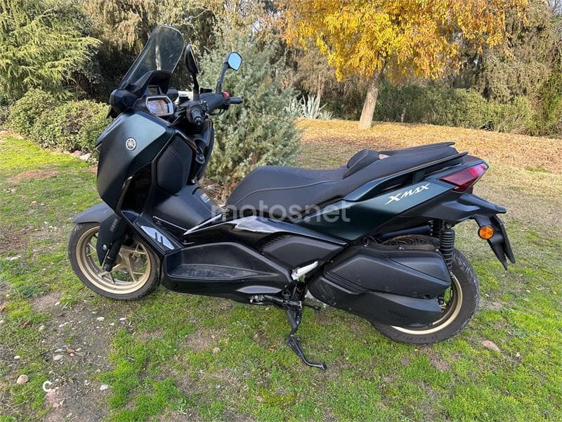 Yamaha XMAX 300 – Vista 11