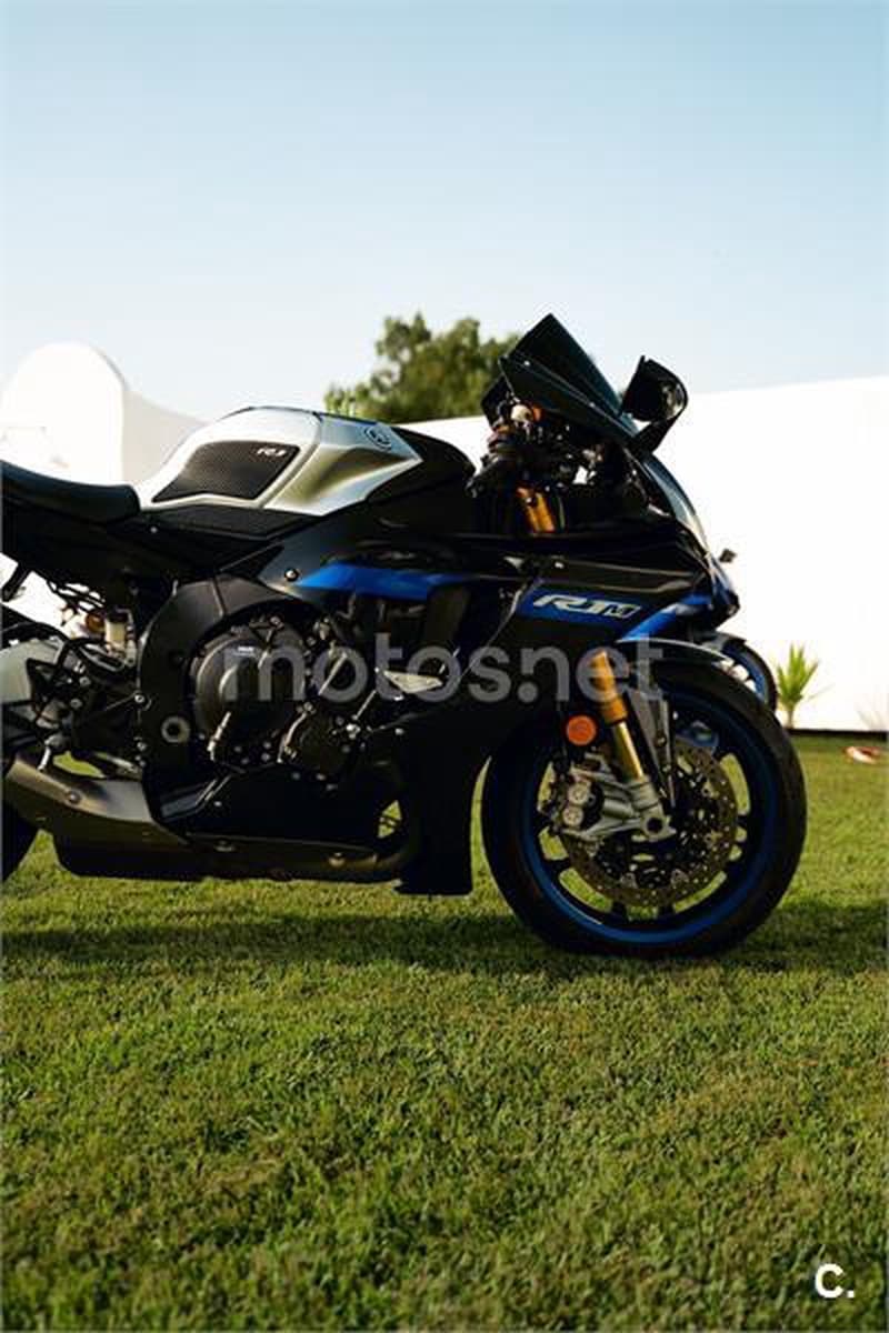 Yamaha YZF R1 29.990 € 2022 Córdoba - 1