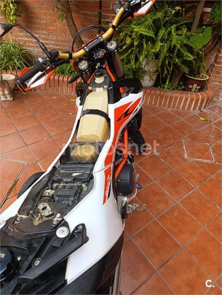 KTM 690 Enduro R 7900 € 2019 Madrid - 7