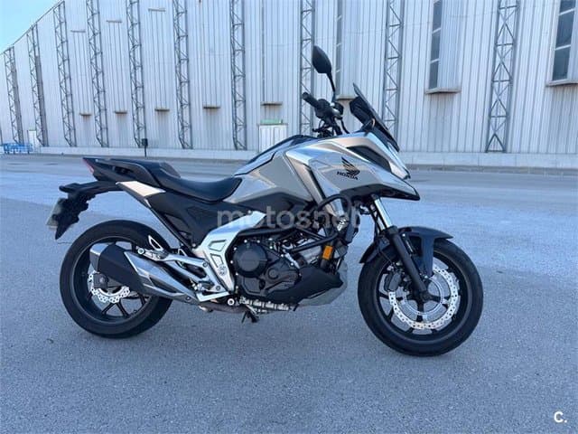 Honda NC 750 X – Vista 1