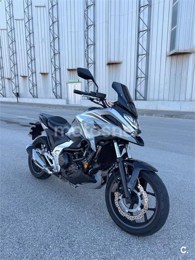 Honda NC 750 X – Vista 7