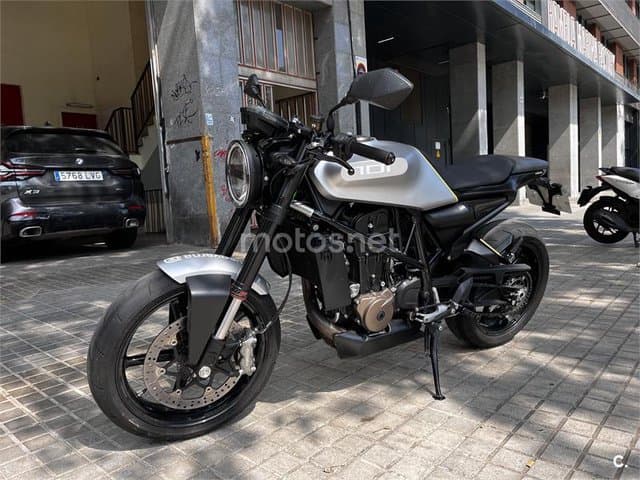 Husqvarna Vitpilen 4900 € 2019 Barcelona - 1