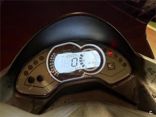 Kymco K-XCT 300i 2000 € 2013 Bizkaia - 6