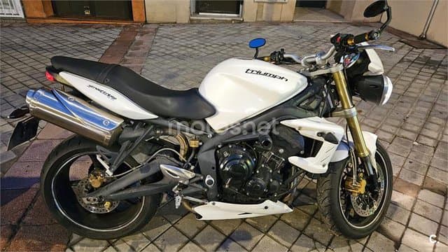 Triumph Street Triple 3300 € 2012 Madrid - 2