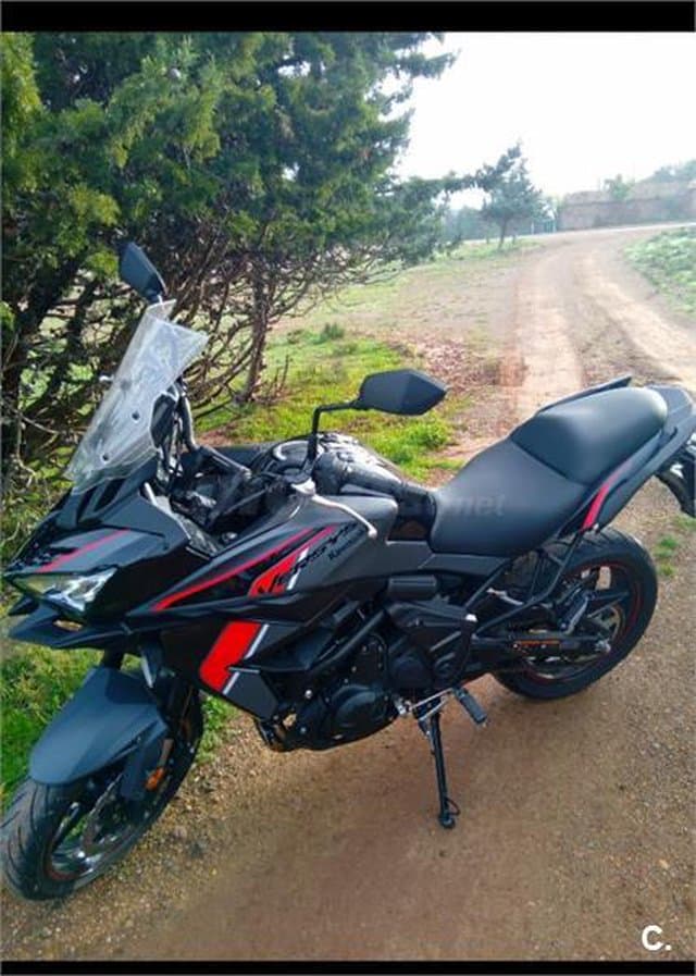 Kawasaki Versys – Vista 1