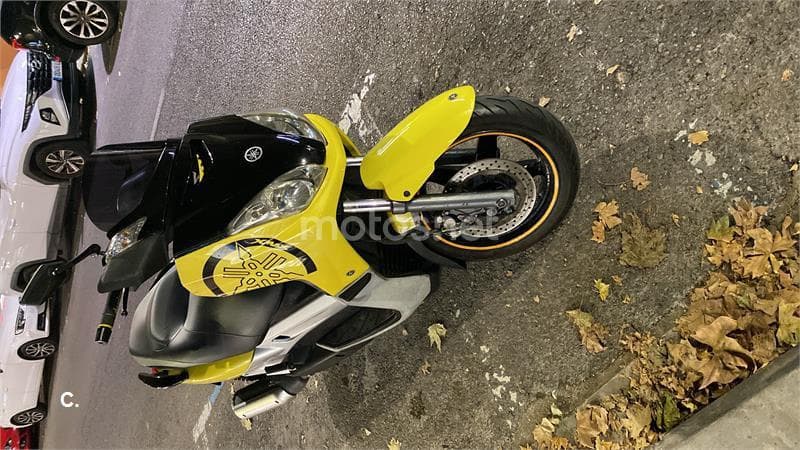 Yamaha XMAX 250 – Vista 5