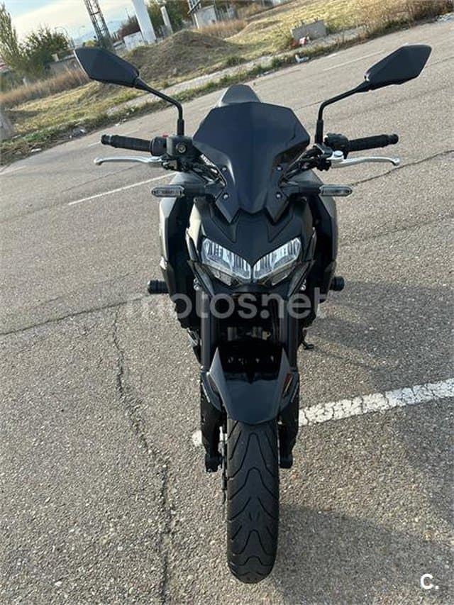 Kawasaki Z 900 – Vista 2