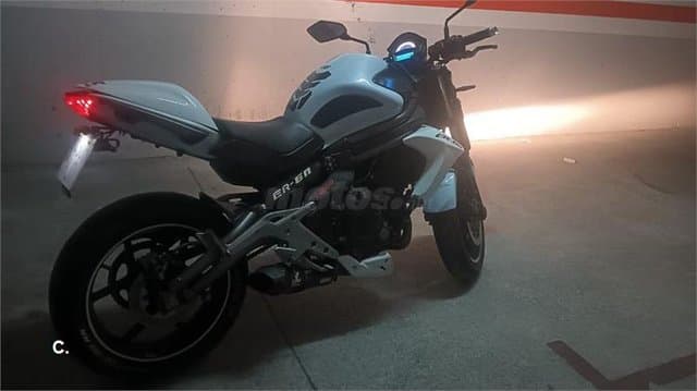 Kawasaki ER 6N – Vista 5