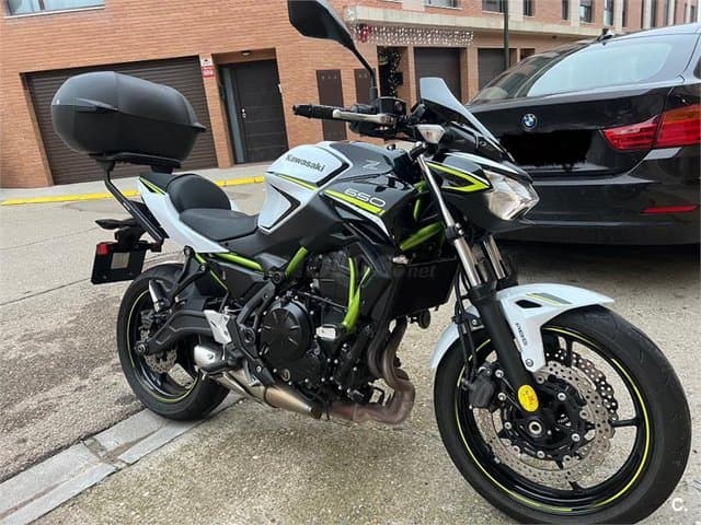 Kawasaki Z 650 – Vista 2