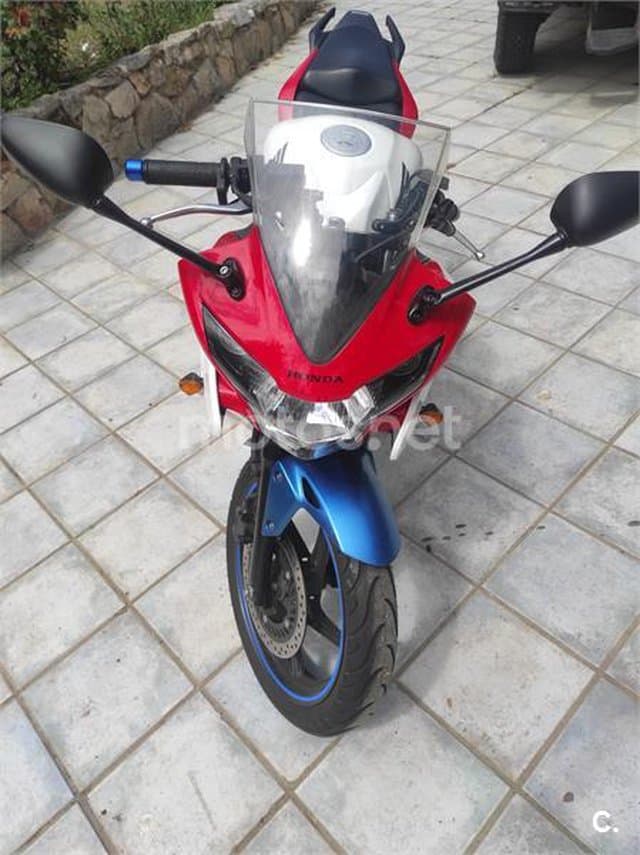 Honda CBR 125R 2200 € 2011 Madrid - 6
