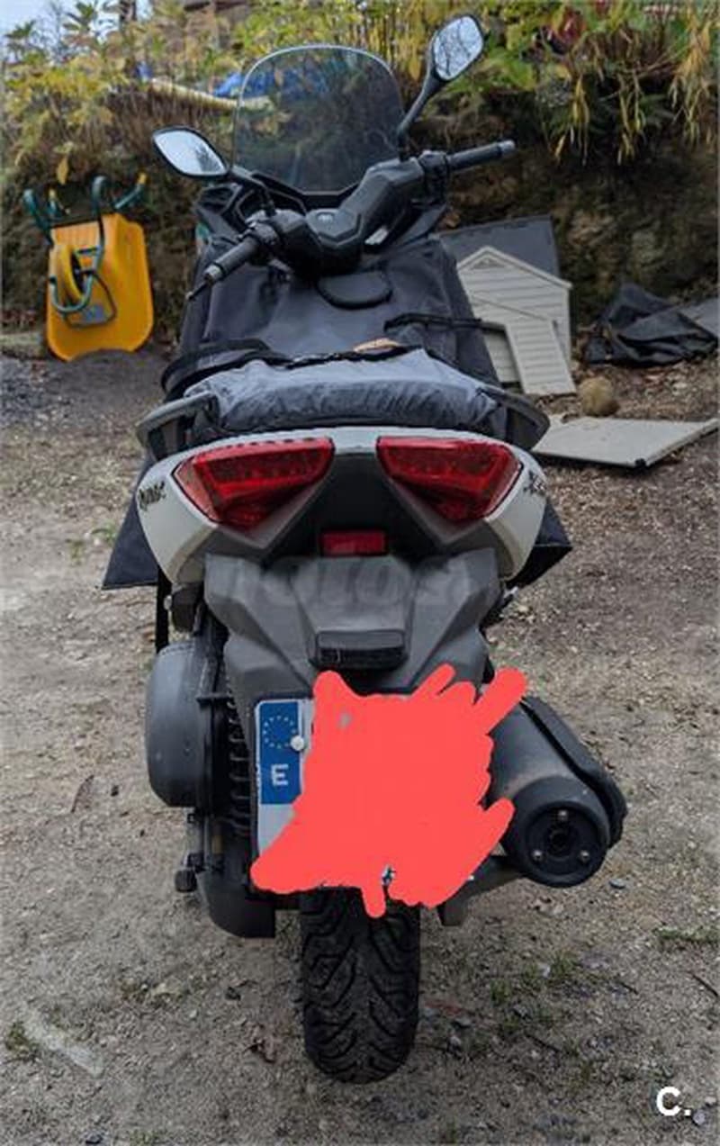 Yamaha XMAX 125 – Vista 4