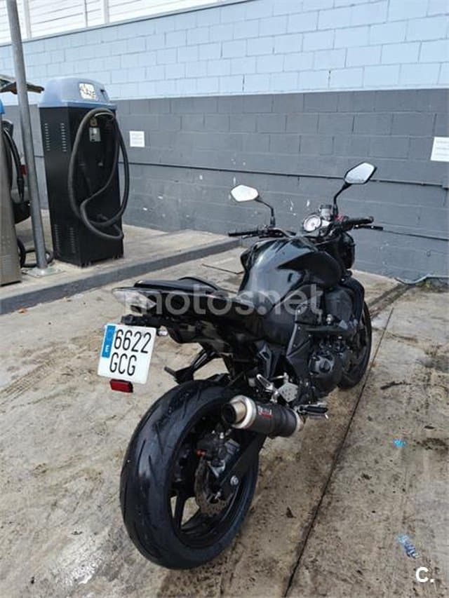 Kawasaki Z 750 – Vista 2