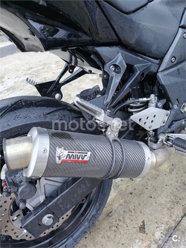 Kawasaki Z 750 – Vista 11