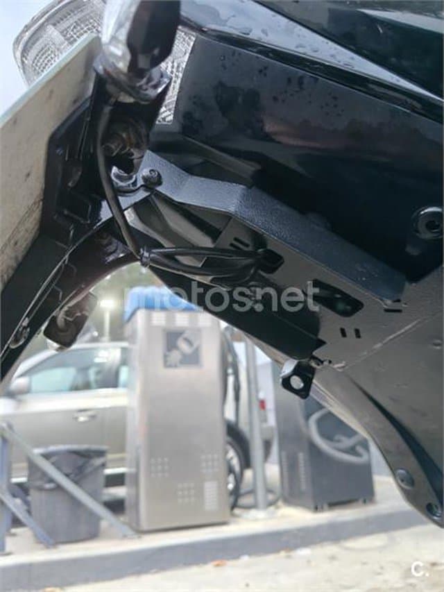 Kawasaki Z 750 – Vista 10