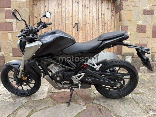 Honda CB 125 R 3290 € 2018 Barcelona - 1
