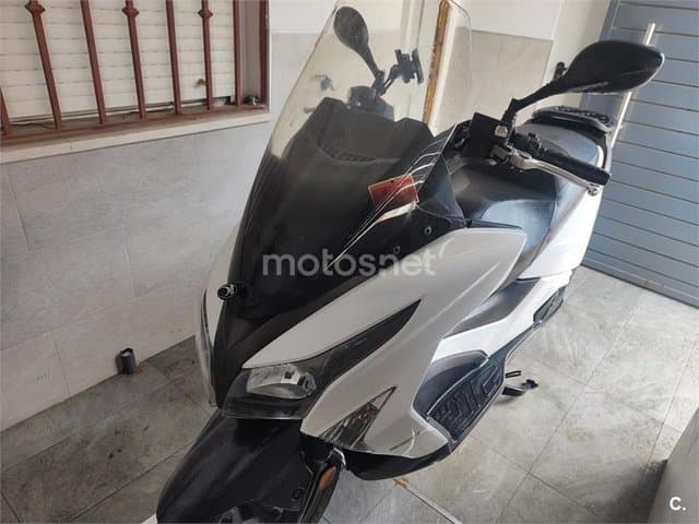 Kymco Grand Dink 300 2700 € 2021 Sevilla - 9