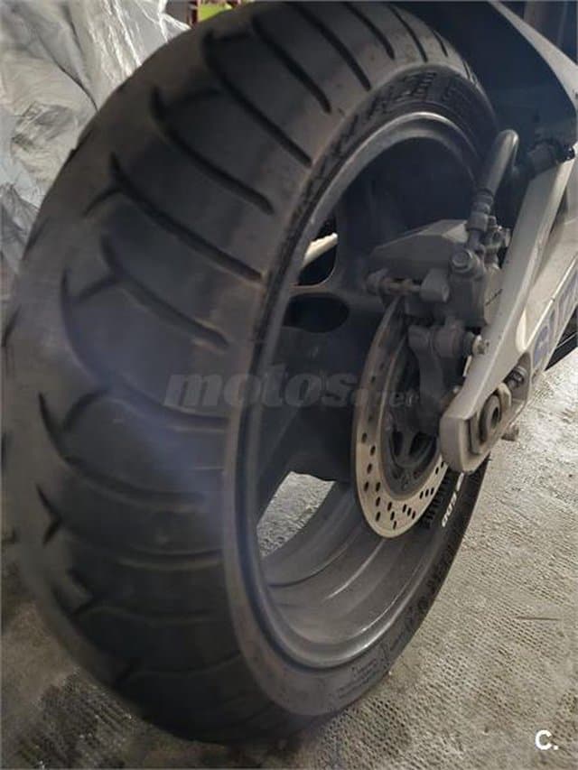 Suzuki GSR 600 2500 € 2006 Barcelona - 6