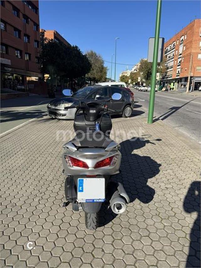 Suzuki BURGMAN 200 2300 € 2017 Sevilla - 3
